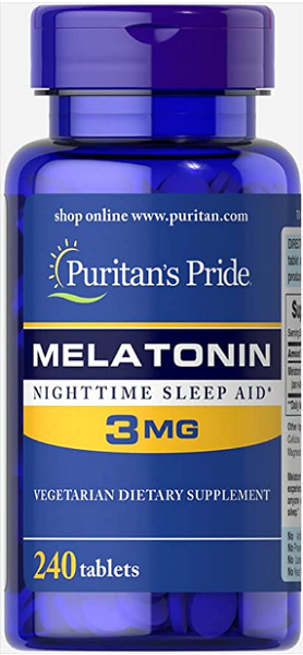 Puritan's Pride Melatonin 3 mg 240 Tabletten als nächtliche Einschlafhilfe.