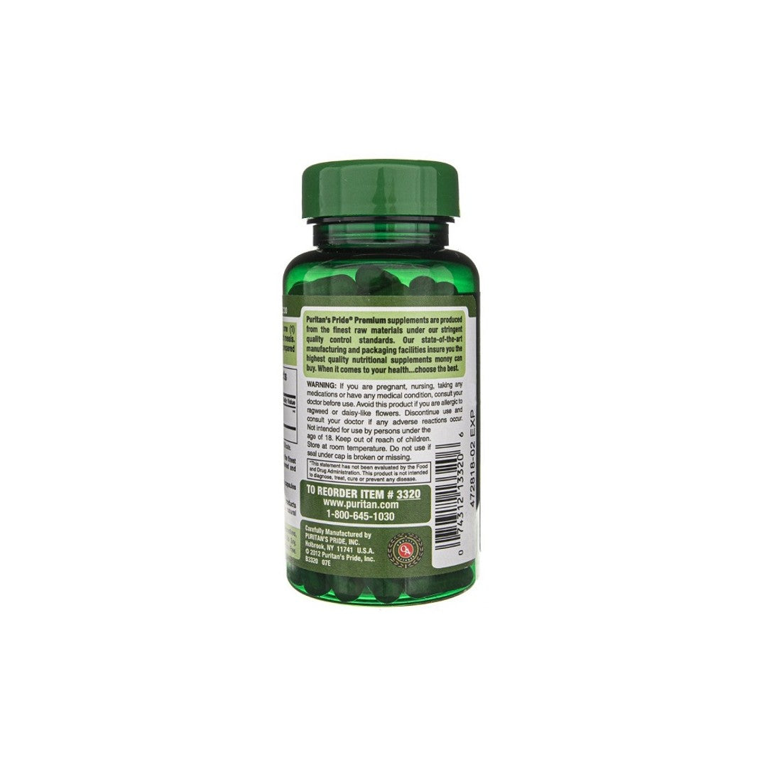 Eine Flasche Löwenzahnwurzel - 520 mg 100 Kapseln von Puritan's Pride auf einem weißen Hintergrund.