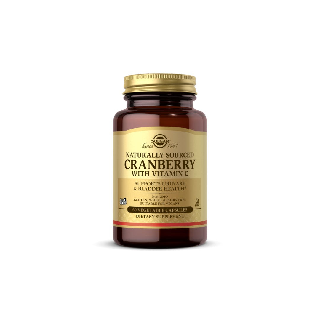 Eine Solgar Natural Cranberry with Vitamin C 60 Vegetable Capsules Flasche zur Förderung der Gesundheit der Harnwege und des Immunsystems auf weißem Hintergrund.