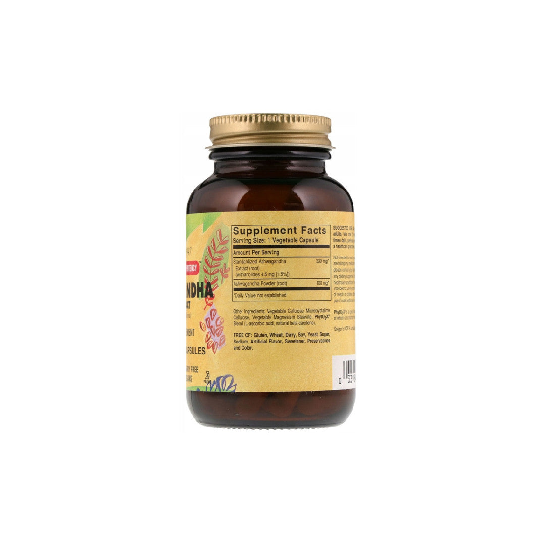 Eine Flasche Solgar Ashwagandha 400 mg 60 caps Ergänzung auf einem weißen Hintergrund.